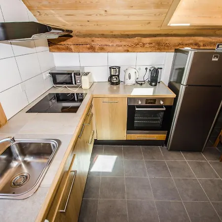 Inviting Apartment In Chamonix With Mountain View * Шамони