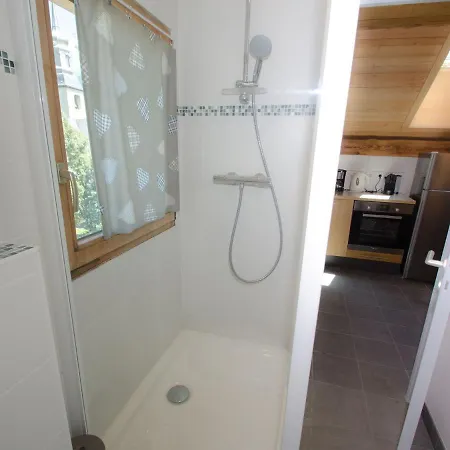 Inviting Apartment In Chamonix With Mountain View Апартаменты
